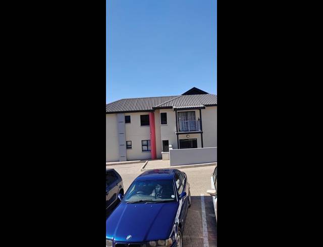 2 BEDROOM TOWNHOUSE FOR SALE IN MONDEOR